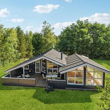 Holiday home 3 Bedroom In Jerup