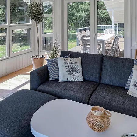 3 Bedroom Nice Home In Jerup 別荘